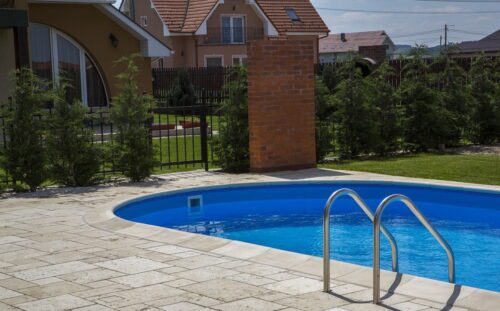 Bordura pentru piscina ovala 15 x 5 m